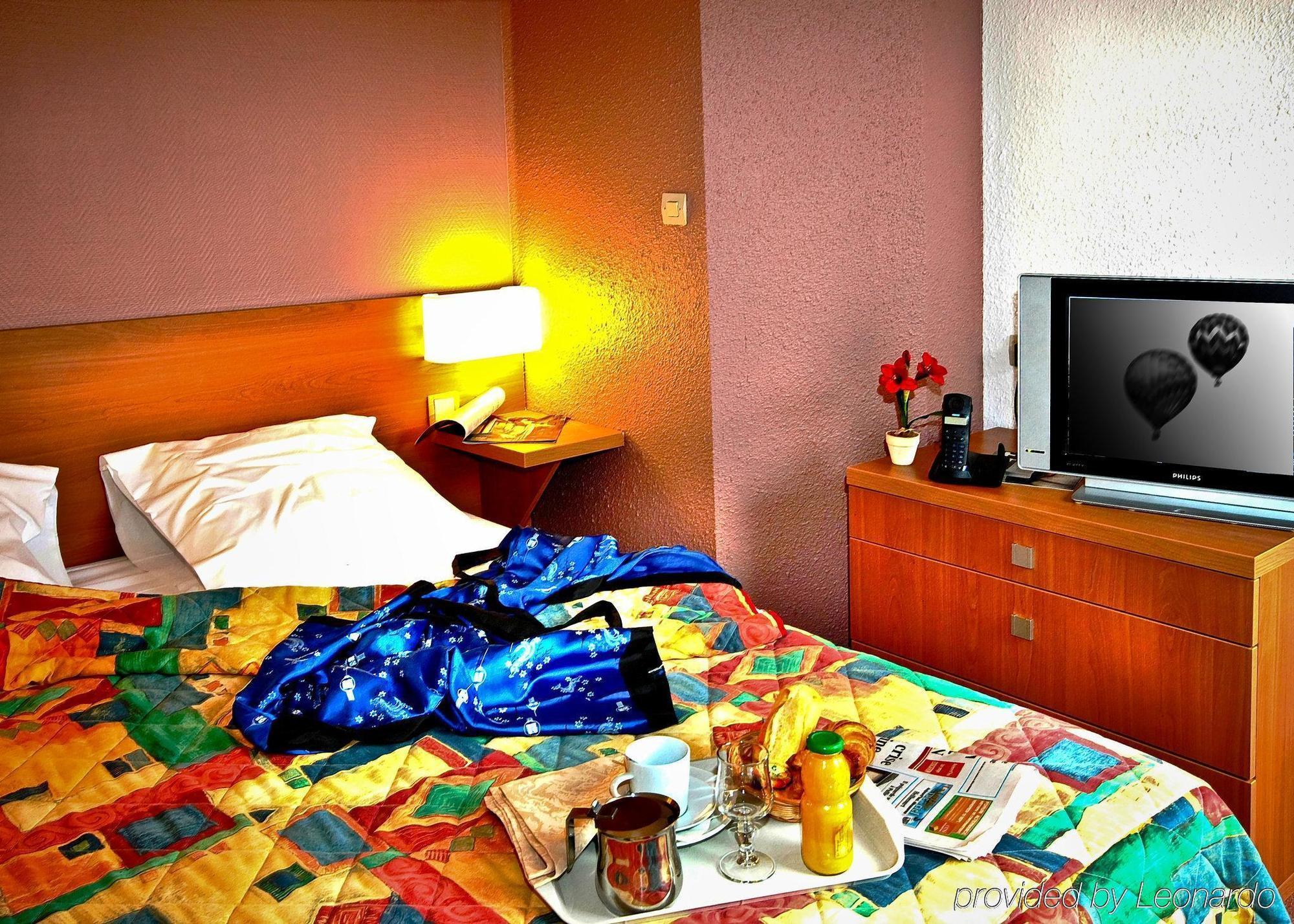 Brit Hotel L'Eclipse Nancy Heillecourt Екстер'єр фото